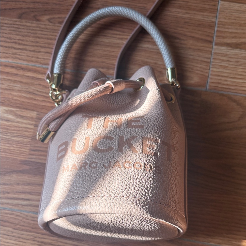 Marc Jacobs Beige Bucket Shoulder Bag like brand new